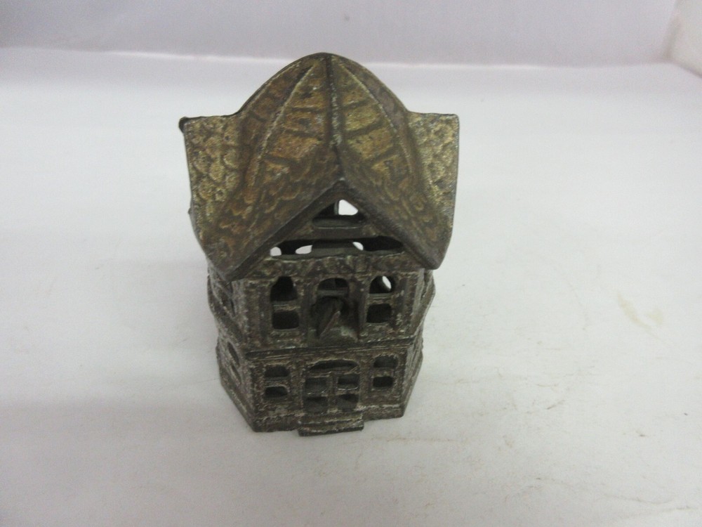 VINTAGE CAST IRON BANK BUILDING  BANK  BANK SAVINGS BANK  115-E
