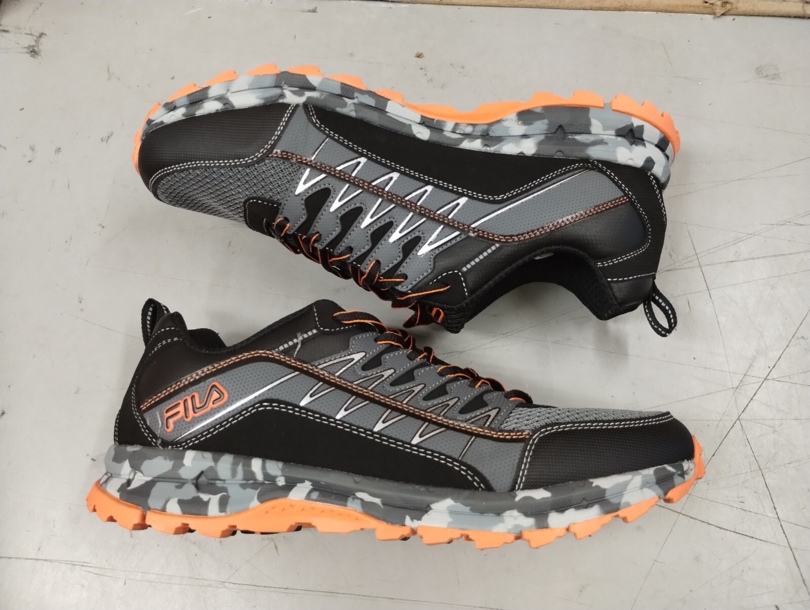 NEW FILA 1JW01576054 EVERGRAND TR 21.5 GRAY TRAIL RUNNING SHOES SIZE