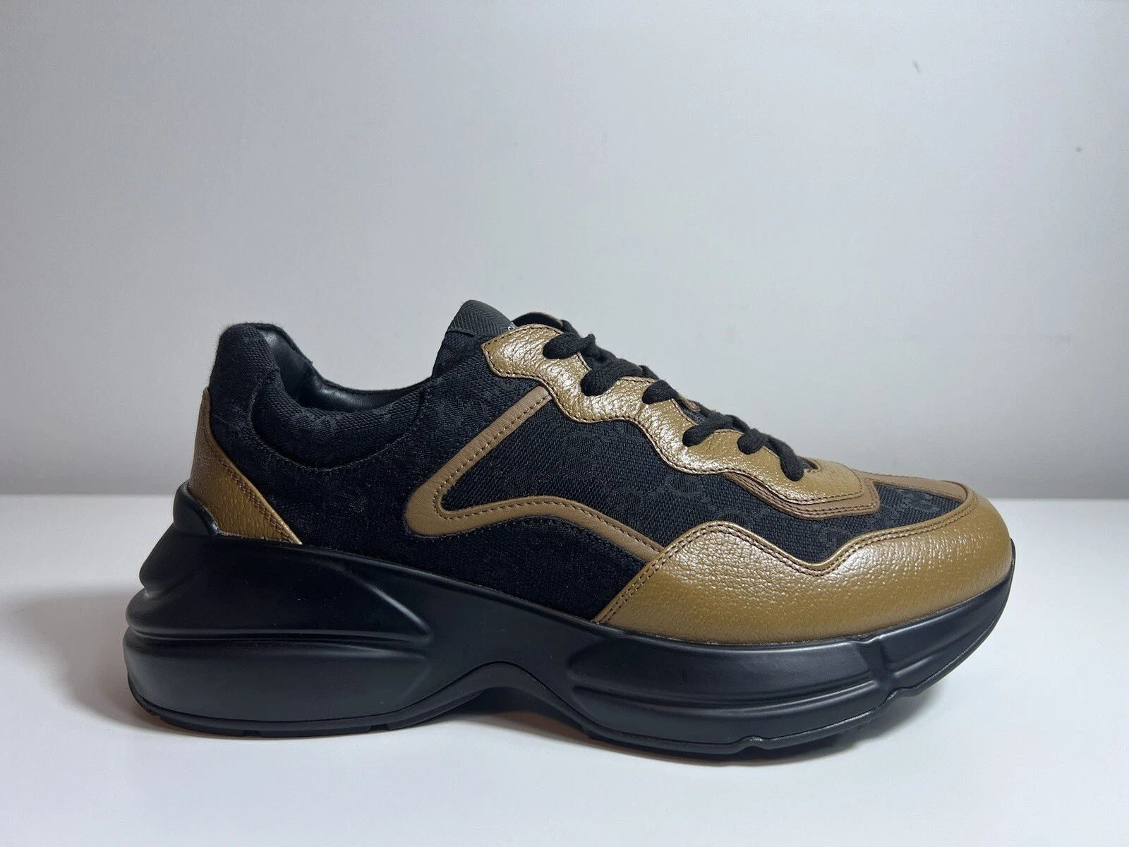 Baskets Gucci Rhyton hommes taille UK 7,5 US 8