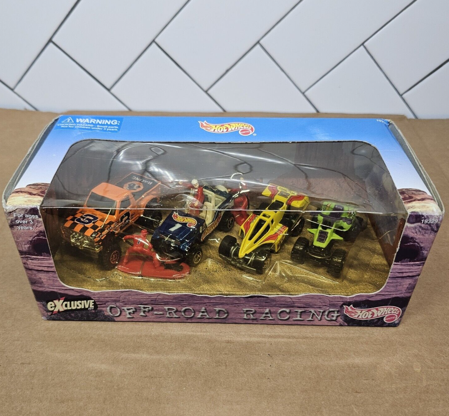 1997 Hot Wheels Exclusive Set Off Road Racing Diecast Race Car Set *4 Vehicles*