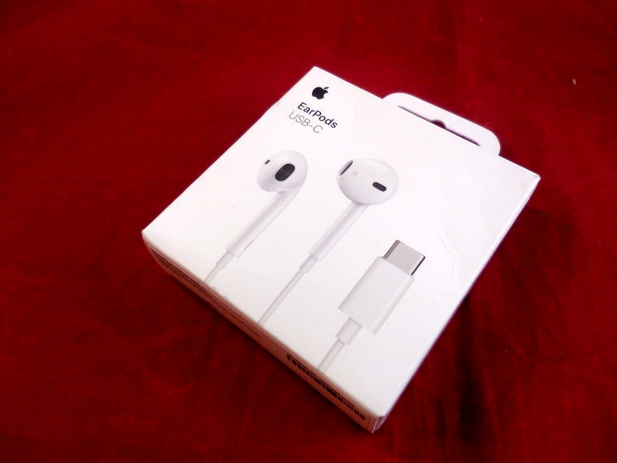 Genuine Apple EarPods Wired Headphones With USB-C Connector -MTJY3AM/A  (White)