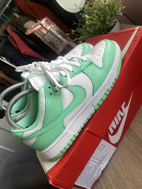 nike dunk low women's green