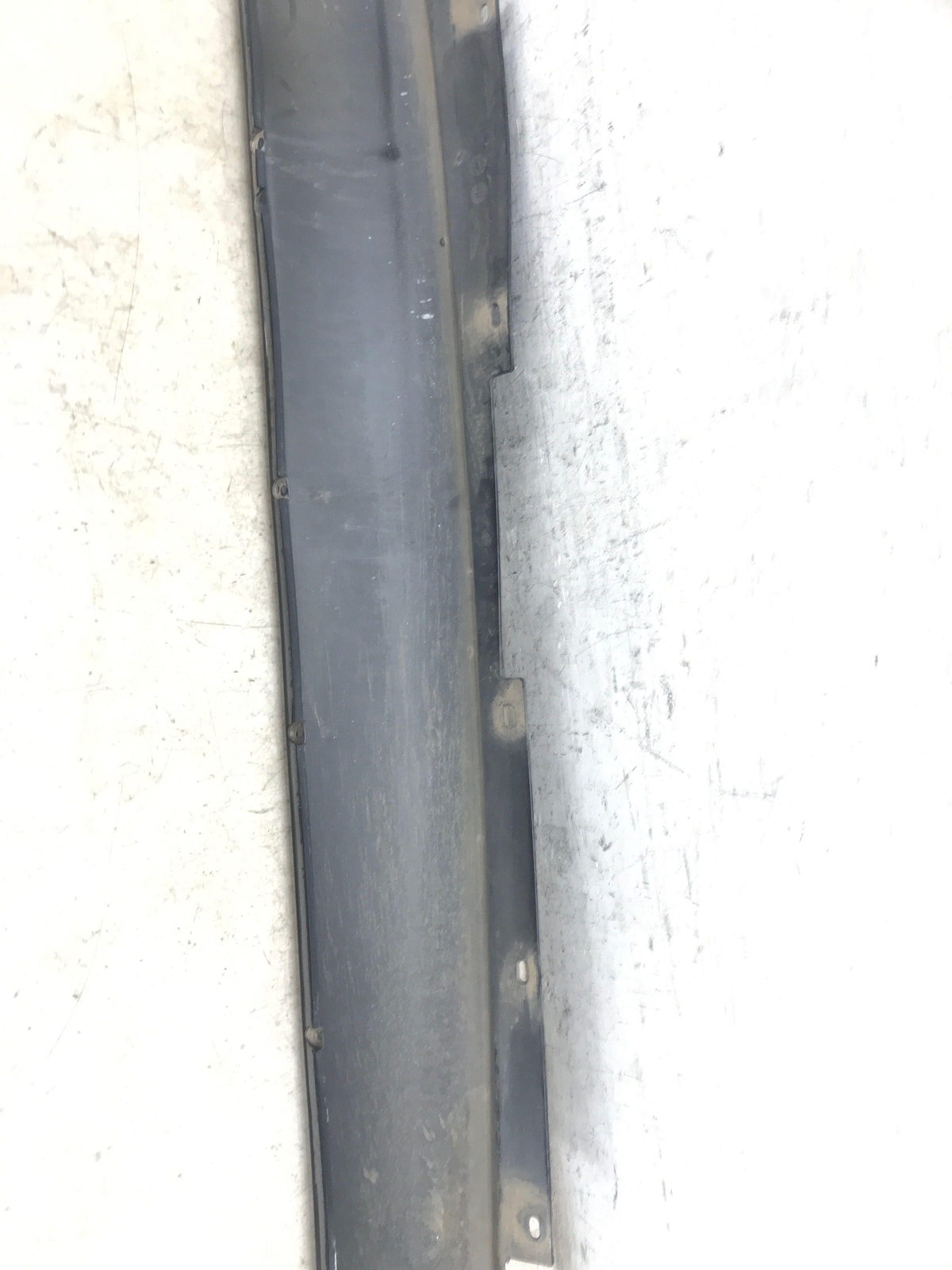 ASTON MARTIN RAPIDE RIGHT ROCKER PANEL MOULDING SIDE SKIRT BLACK OEM
