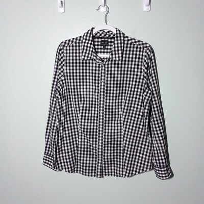 Talbots Button Shirt Top size 10, Non-Iron Black White Cotton Career Blouse dots