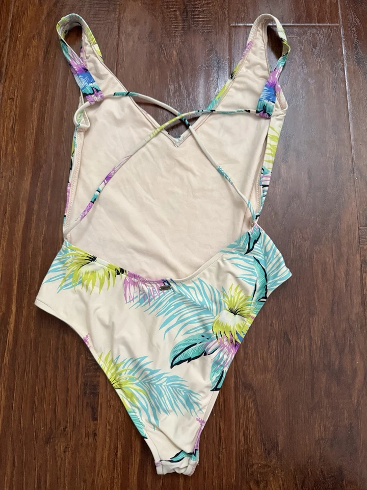 Traje de baño Rip Curl Ofelia de una pieza para mujer talla pequeña Foto 4 de 4