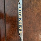 UConn Huskies University Of Connecticut Metal License Plate Frame Classic — photo 2