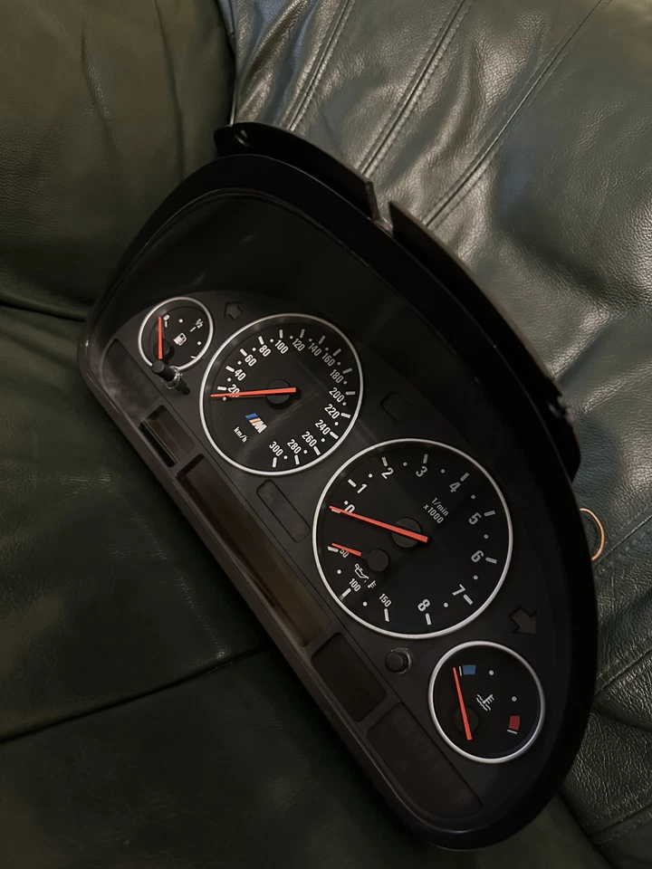 Cuadro de instrumentos Speedo Europa OEM BMW E39 M5/M S62 2000-2003 Foto 4 de 4