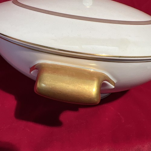 Vintage Rosenthal Covered Vegetable Bowl- Gold Incrusted 9” (RK) - Picture 5 of 10