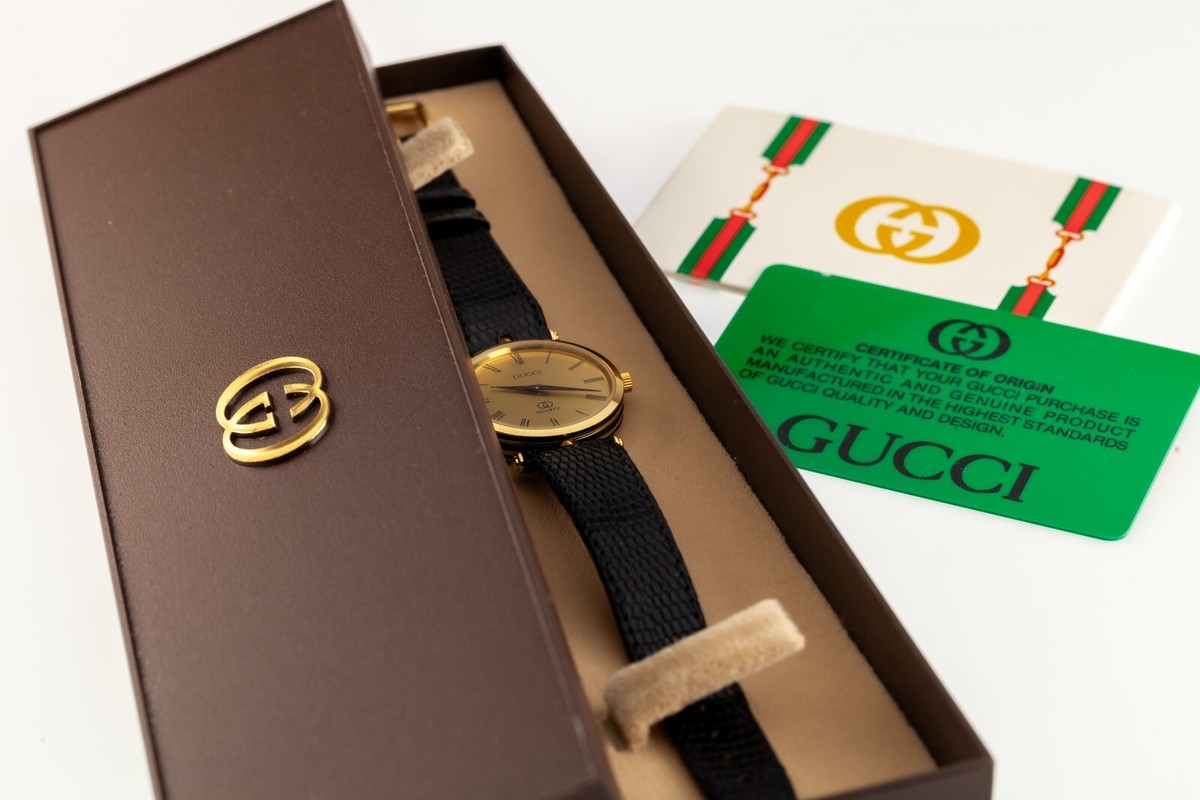 Gucci Women's Gold Plated Quartz Watch with Original Box Gucci Women's Gold Plated Quartz Watch with Original Box