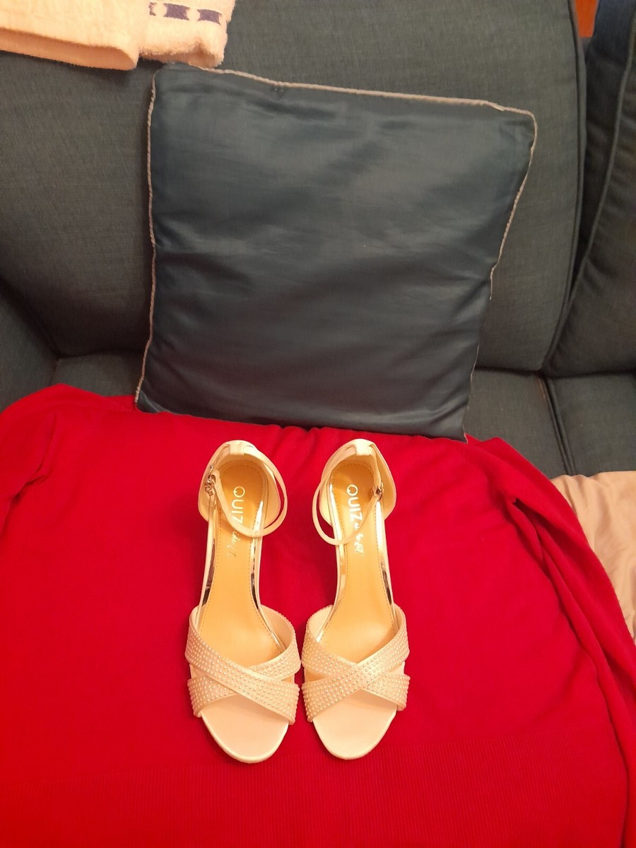 BRAND NEW SIZE OASIS IVORY BLOCK HEEL CM TALL PEARL SATIN SHOES