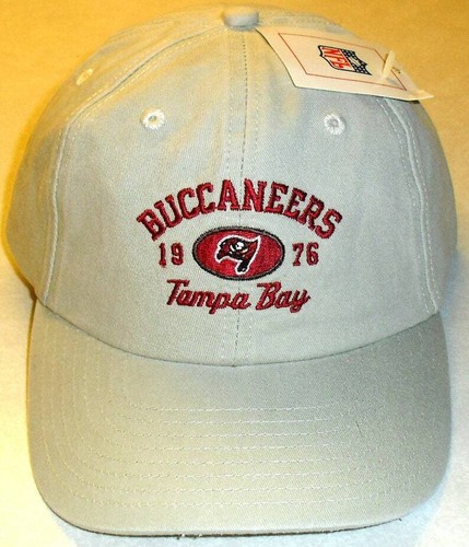 Tampa Bay Buccaneers 1976 logo 