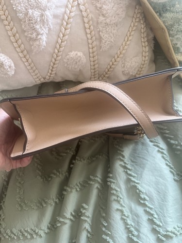 Carvela Beige Bag - Picture 7 of 7