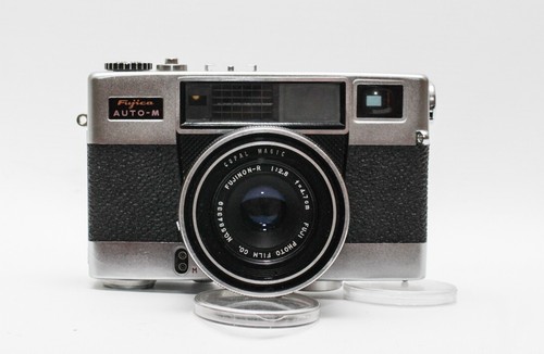 BOXED FUJICA 35 AUTO-M VINTAGE RANGEFINDER WITH CASE AND DOCUMENTATION. - Bild 2 von 6