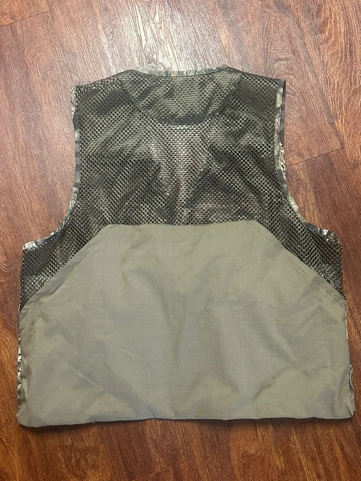 Mossy Oak Break-Up Country Dove Hunting Camo Vest M/L w/Game Pouch Foul Bird - Image 2 of 4