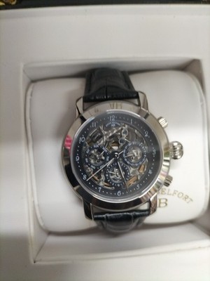 ANDREW BELFORT HERREN SKELETTIERTES ZIFFERBLATT, EDELSTAHL, SCHWARZES LEDERARMBAND UHR. 