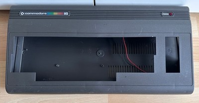 Commodore 16  Gehäuse , Made in W.-Germany  #01 26