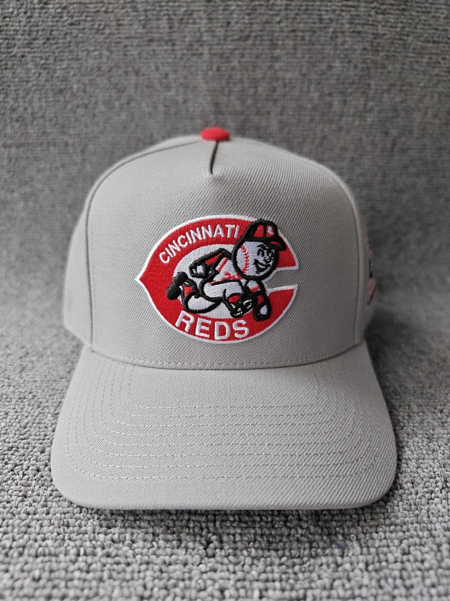 Mitchell & Ness Cincinnati Reds Cooperstown Collection Gray Snapback Hat New
