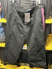 Nike Vintage Pants Women  s NWT Capris Black Sz Large 12-14 2006 Nike Active     