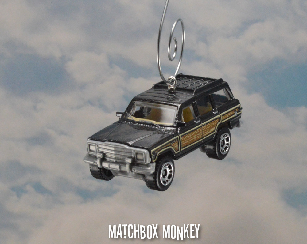 Vintage Style 80's Custom AMC Jeep Grand Wagoneer 4x4 Christmas