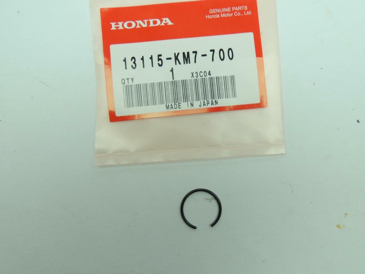 13115-KM7-700 NOS Honda 16mm Piston Pin Clip CRF250R CRF250X S43c