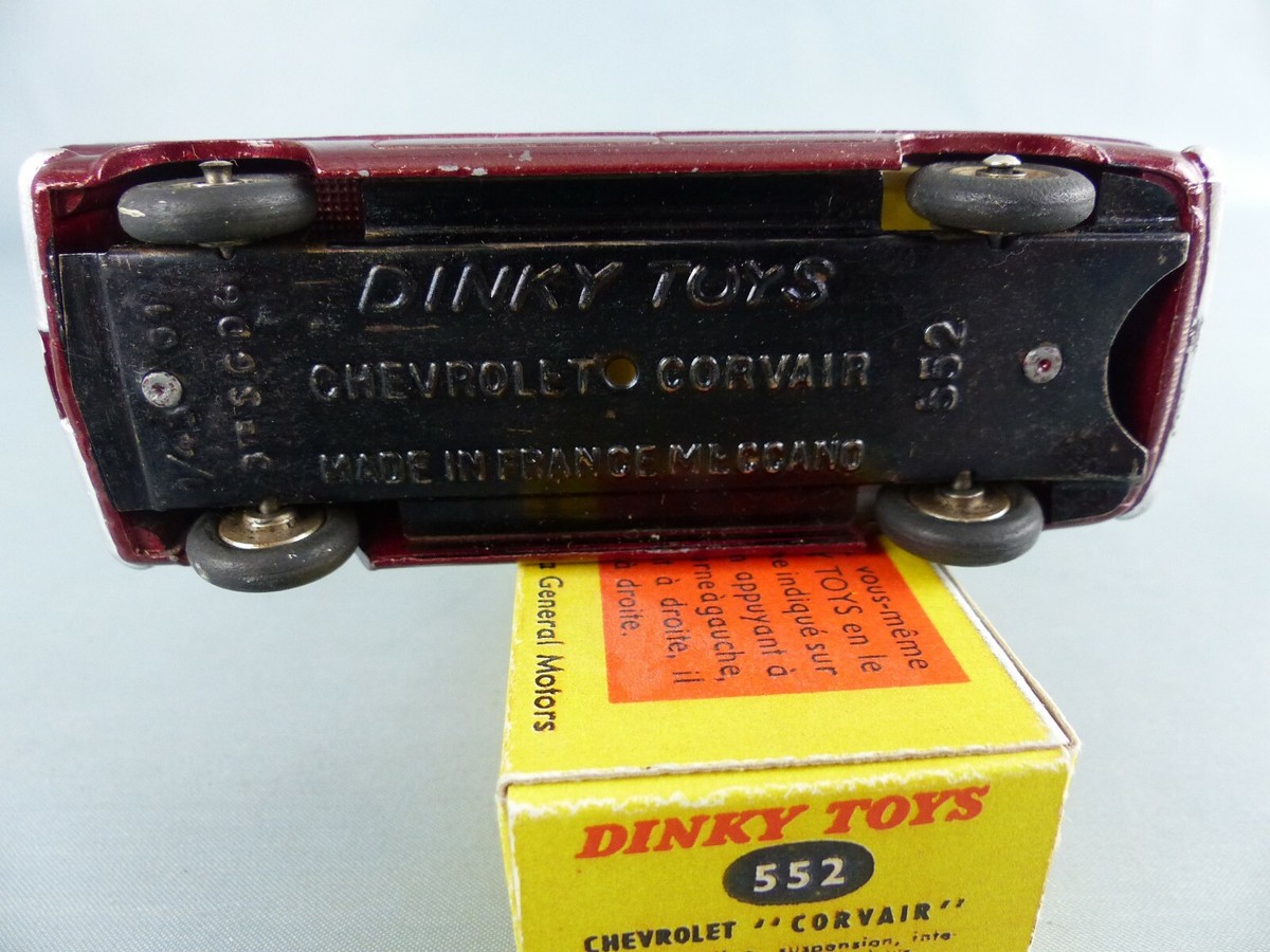 Dinky Toys Chevrolet Corvair 552 - Boîte Reproduction, Fabriqué En France Par Meccano, Occasion