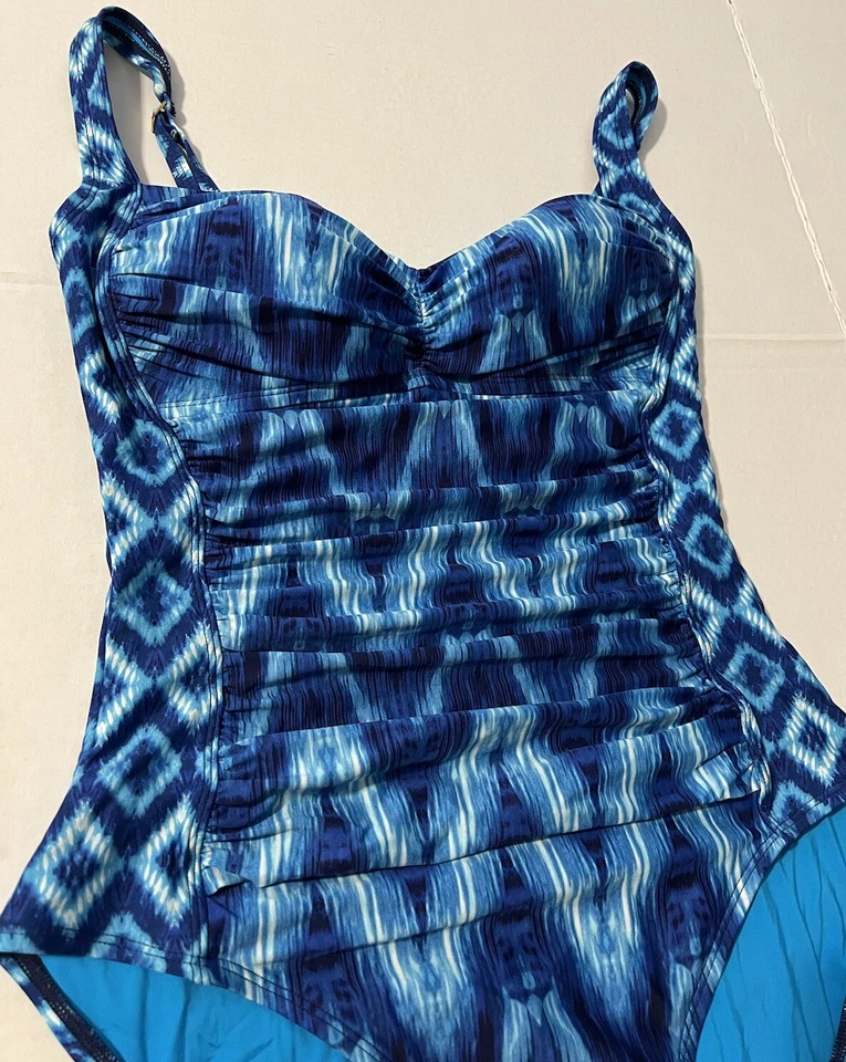 La Blanca Swimsuit Sz 12 Blue Island Goddess Rouched Body Mio One Piece Beach - Image 3 of 4