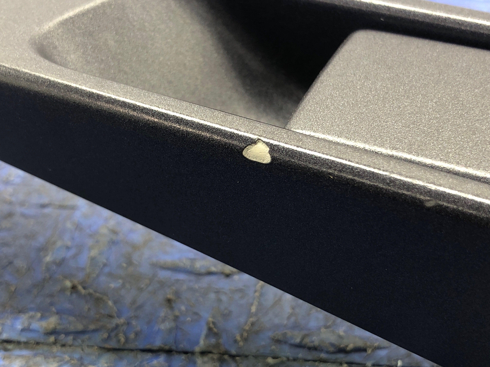 2006-2018 ASTON MARTIN VANTAGE FRONT LEFT DOOR HANDLE ARMREST BEIGE 4G43-24105