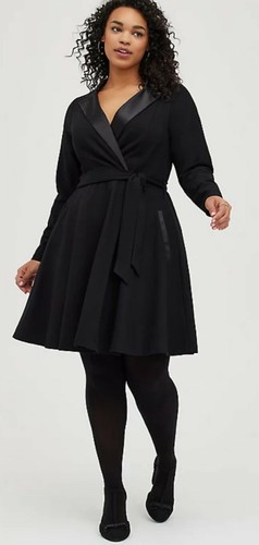 BLACK LONG SLEEVE TUXEDO SKATER DRESS 