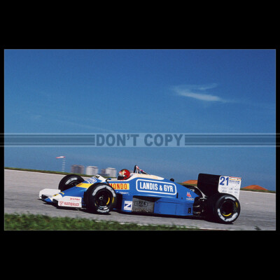 Photo A.016646 OSELLA FA1I ALEX CAFFI GRAND PRIX F1 SILVERSTONE 1987