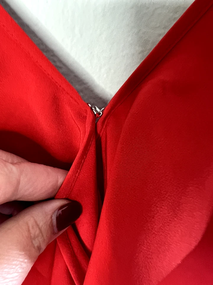 H & M Conscious Jumpsuit Red Sz 6 Ruffle V-Neck Satiny - Image 4 of 4