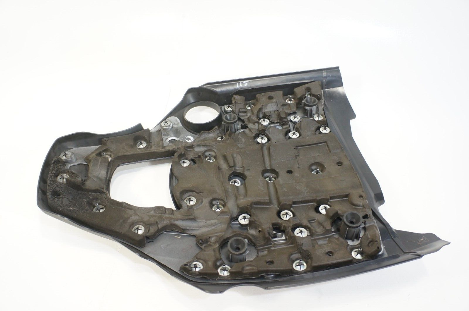 14-2019 maserati ghibli 3.0 v6 engine motor plastic appearance cover trim panel
