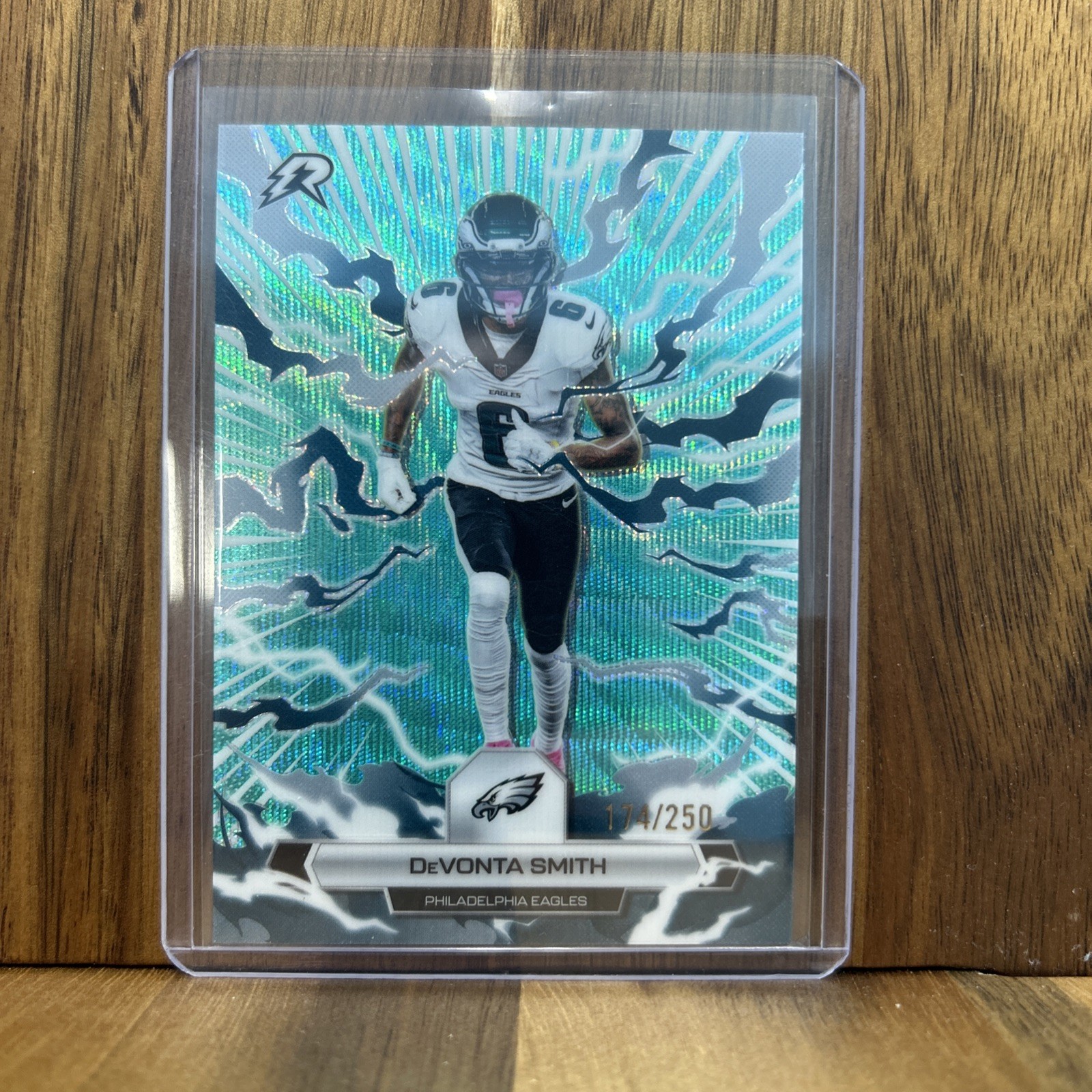2025 Topps Resurgence - DeVonta Smith Auqa Surge Wave /250 Eagles