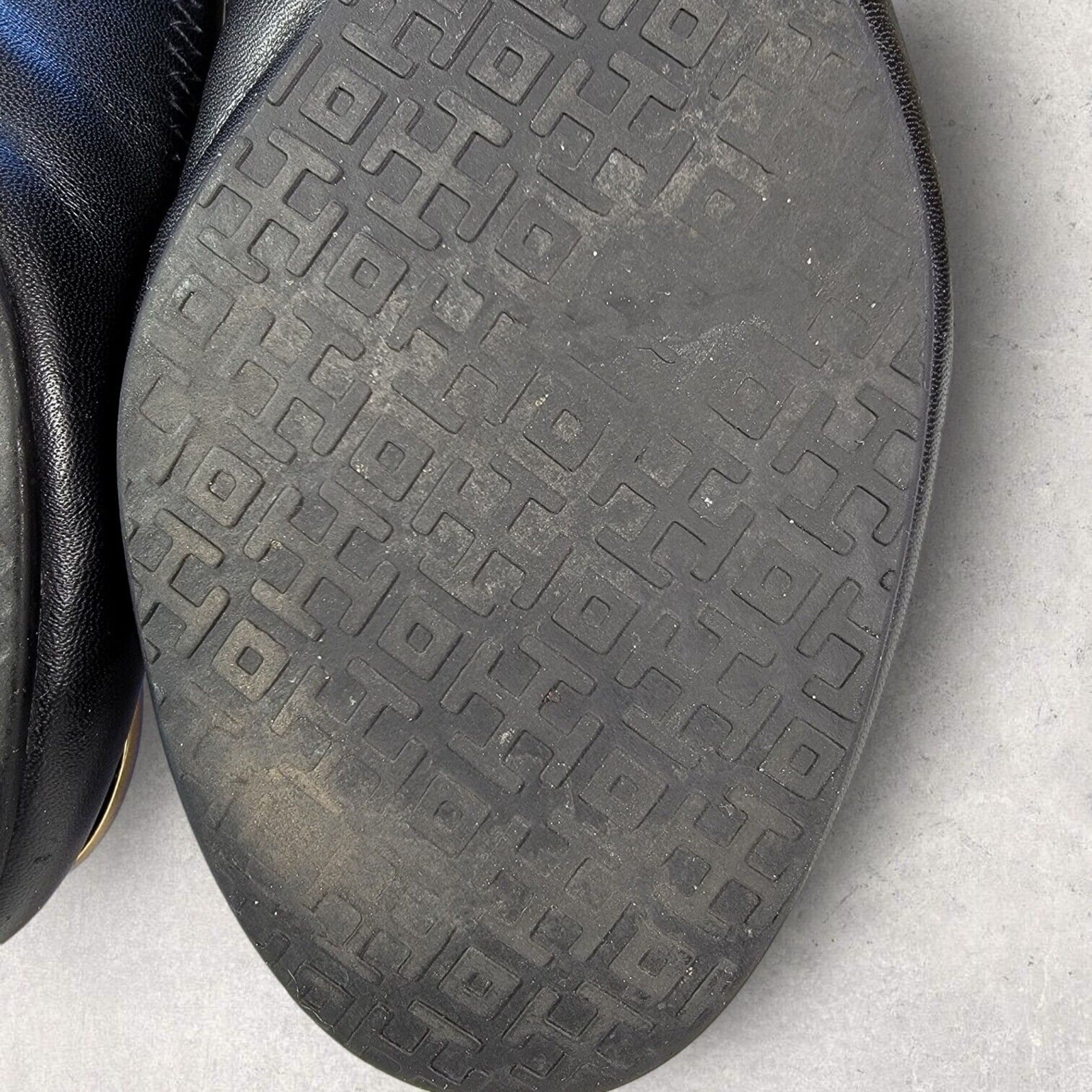 Tory Burch Womens Black Leather Ballet Flats Shoes 5.5 Slip On Gold Logo Travel thumbnail 10