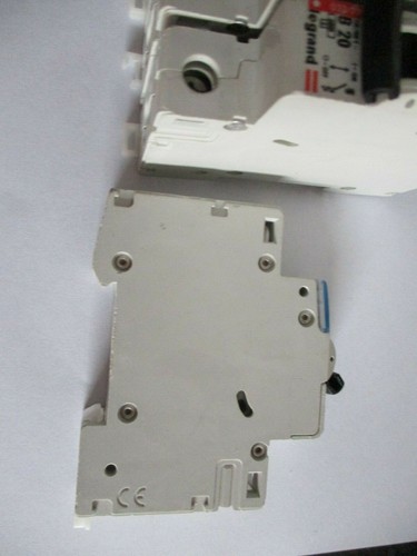LEGRAND 032 RANGE B6 B10 B16 B20 B32 B40 6KA SINGLE POLE MCB CIRCUIT BREAKERS - Picture 2 of 2