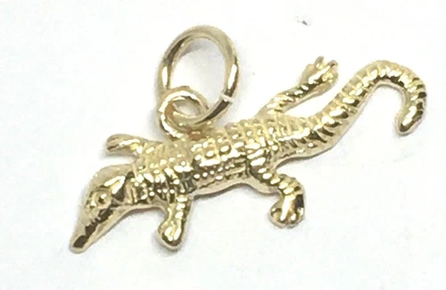 10KY GOLD ALLIGATOR CHARM PENDANT , 10K YELLOW GOLD , 3/8ths X 7/8ths 