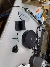 IRobot Roomba Combo Essential Robot Vacuum & Mop (Y0110) – Open-Box