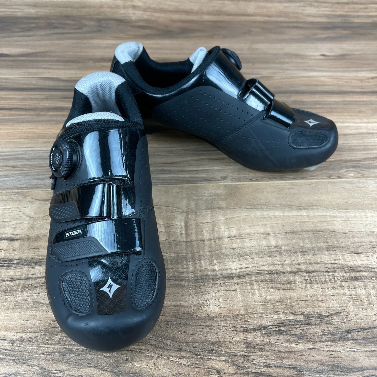 Specialized Ember RD Women's 61015-3537 Black Three-Bolt