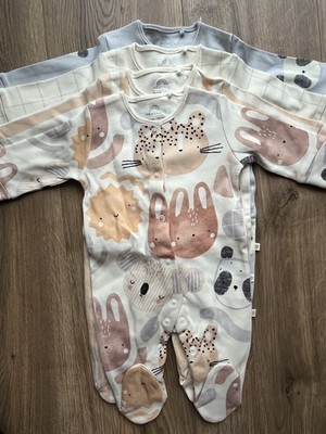 Next Baby Unisex Neutral Animal Print Strampler Schlafanzüge bis 1 Monat Neugeborene
