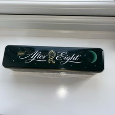 2017 After Eight Collectable Tin with Outline of The London Landmarks Empty