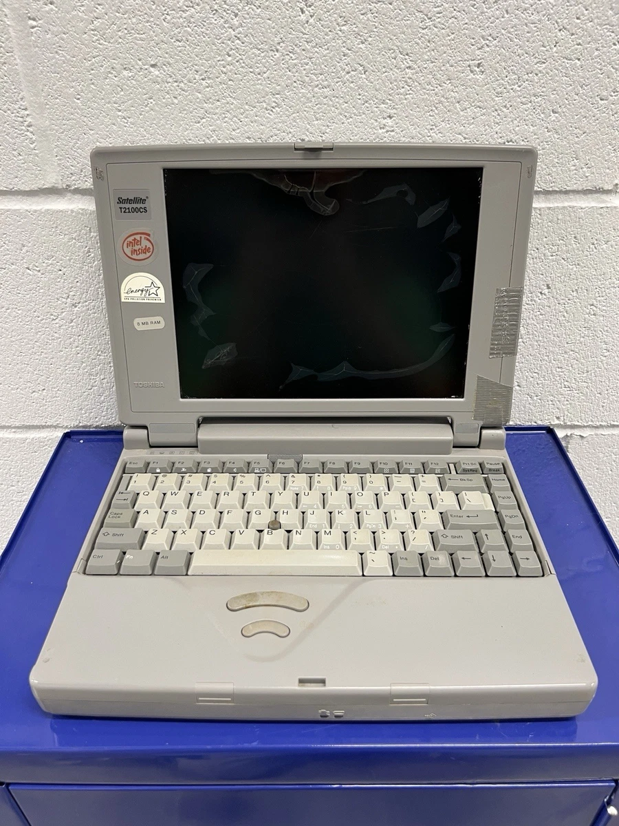 1 Toshiba Satellite s1410 - Vintage Computer - Avec