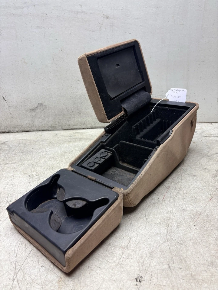 1992-1996 CAPRICE ROADMASTER IMPALA CADILLAC CENTER CONSOLE ARMREST TAN J183 - Image 2 of 4