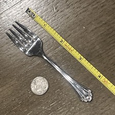 Oneida MARQUETTE 4-3/8  Baby Fork CUBE Community