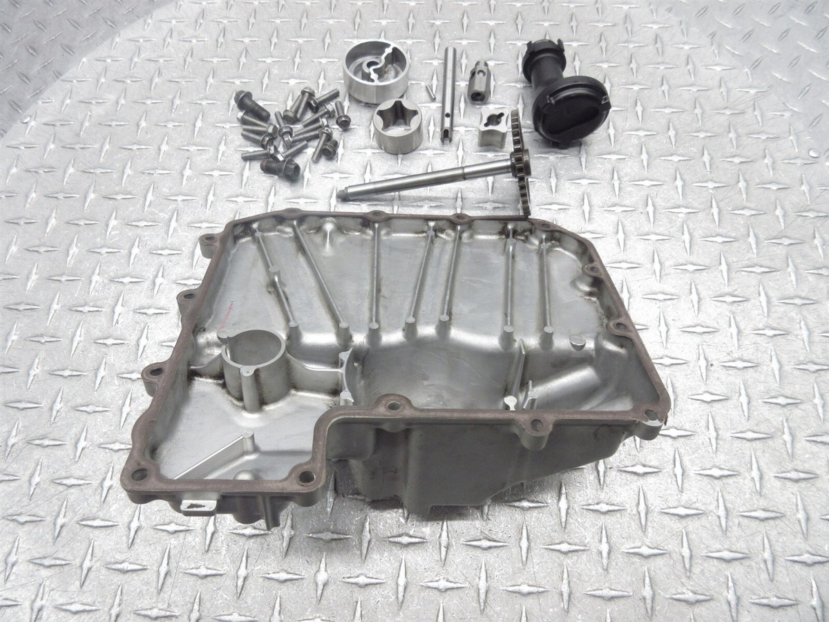 2000 00-01 Kawasaki ZX900 ZX9R Oil Pan Sump Engine Belly 2000 00-01 Kawasaki ZX900 ZX9R Oil Pan Sump Engine Belly