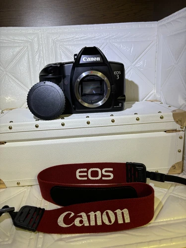 《MINT w/ STRAP》 Canon EOS 3 EOS-3 35mm SLR Film Camera Body Black From JAPAN