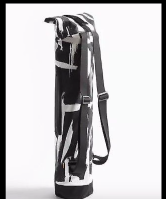 Sac à Tapis De Yoga Lucy – Noir Et Blanc – Avec Sangles De Sac à Dos – NEUF