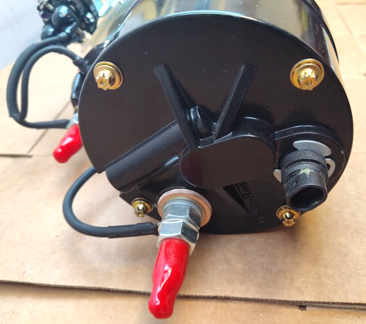マルティネス・ディンド サイズ42 Starter Delco 42MT DD 24 Volt, CW, 12-Tooth Pinion