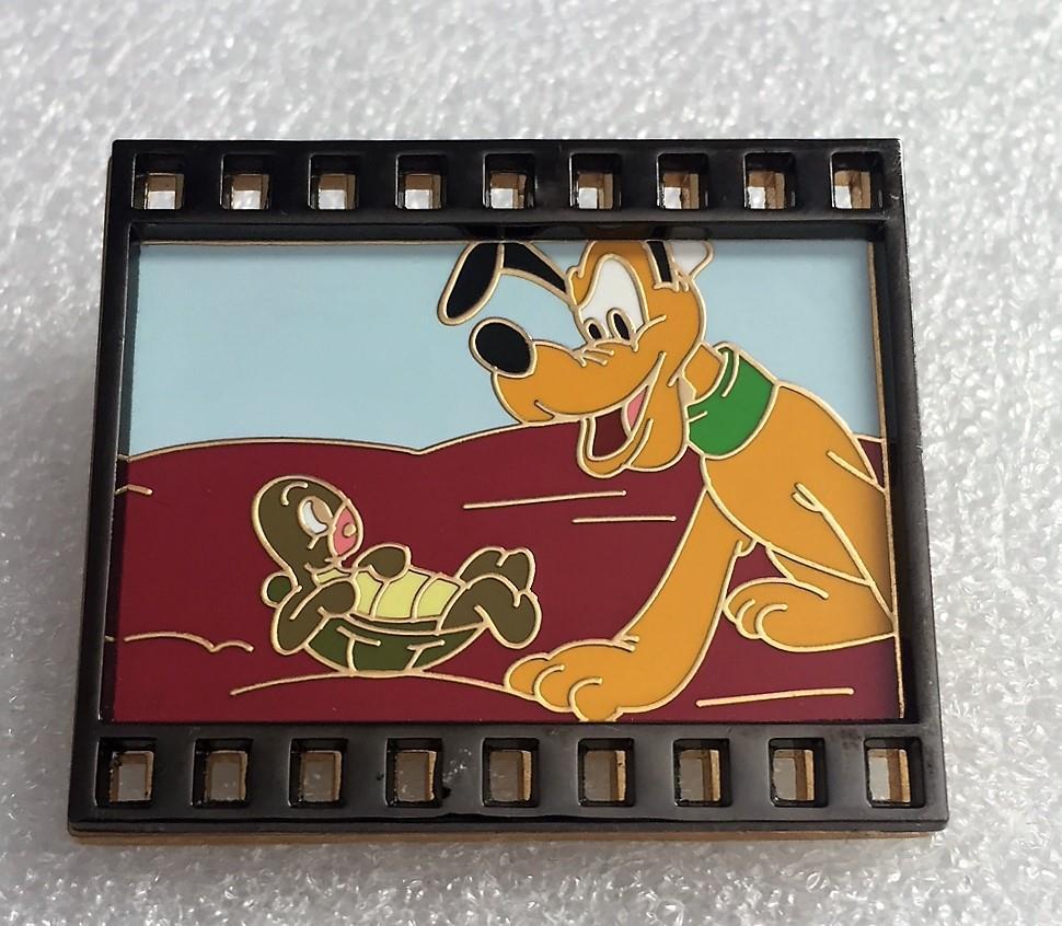 Disney Classic Animated Shorts Pluto's Surprise Package LE 1000 Pin