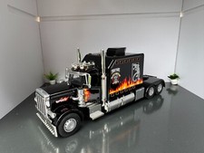 Peterbilt American Truck 1/24 Scale Diecast Car Sound & Light - Perfect Gift!