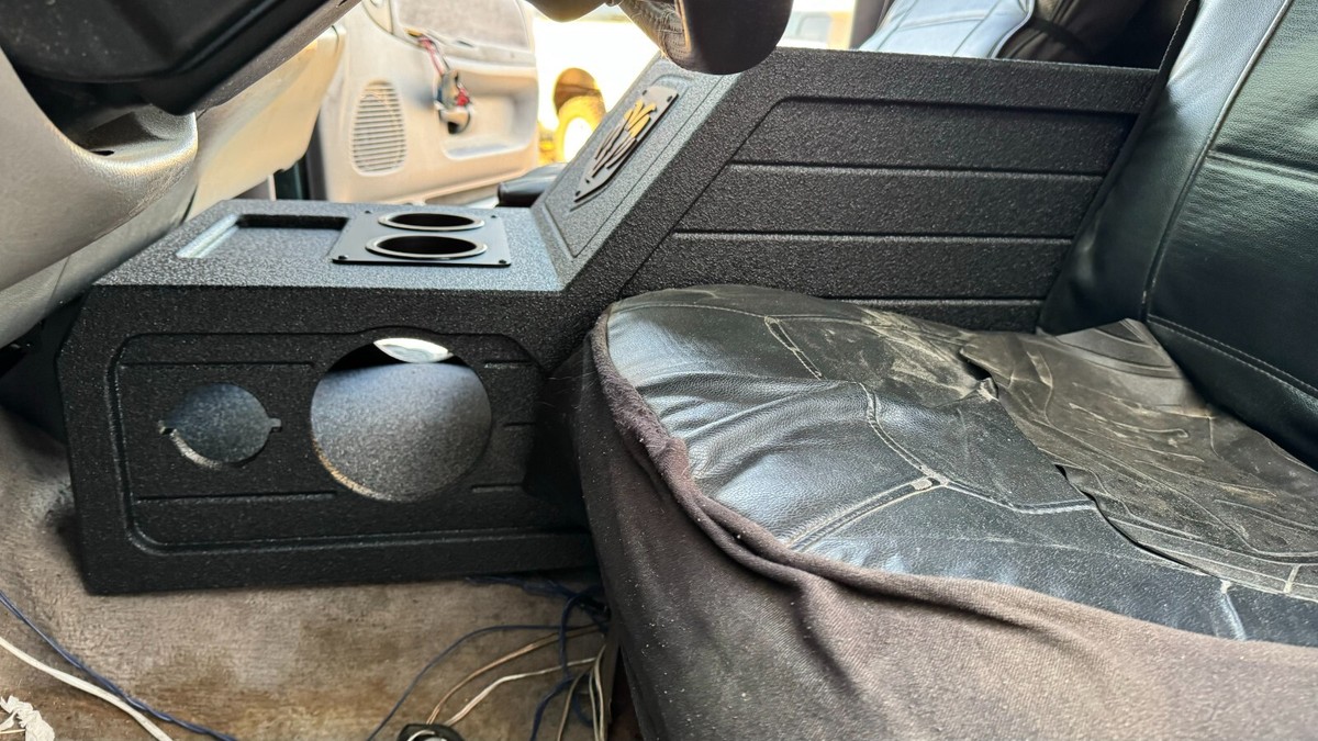 Back Seat Center Console Subwoofer Enclosure 00-06 Toyota Tundra