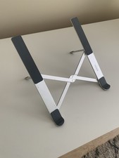 UGREEN Aluminum Vertical Laptop Stand for MacBook, Tablet, iPad, Keyboard